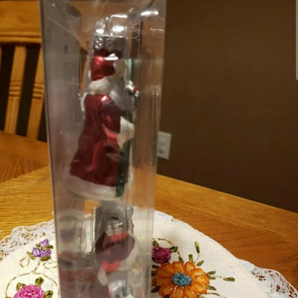 PIER 1 IMPORTS Glass Christmas Ornaments (4)